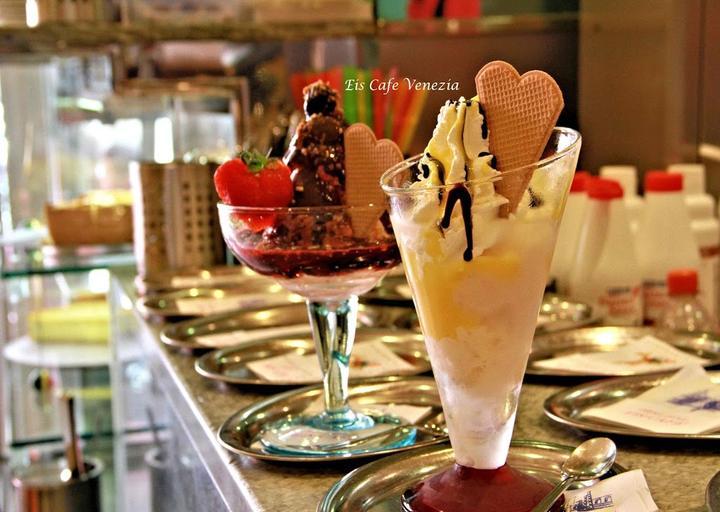 Eis Cafe Venezia